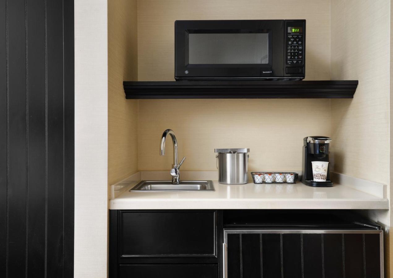 West Inn & Suites Κάρλσμπαντ Εξωτερικό φωτογραφία